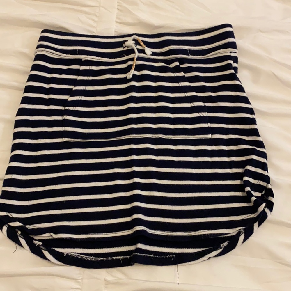 navy and white striped skirt with front pocket